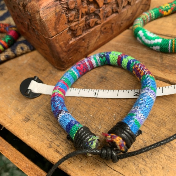 🎉HP🎉✨WOVEN TRIBAL BOHO FRIENDSHIP BRACELET✨ - Picture 6 of 7